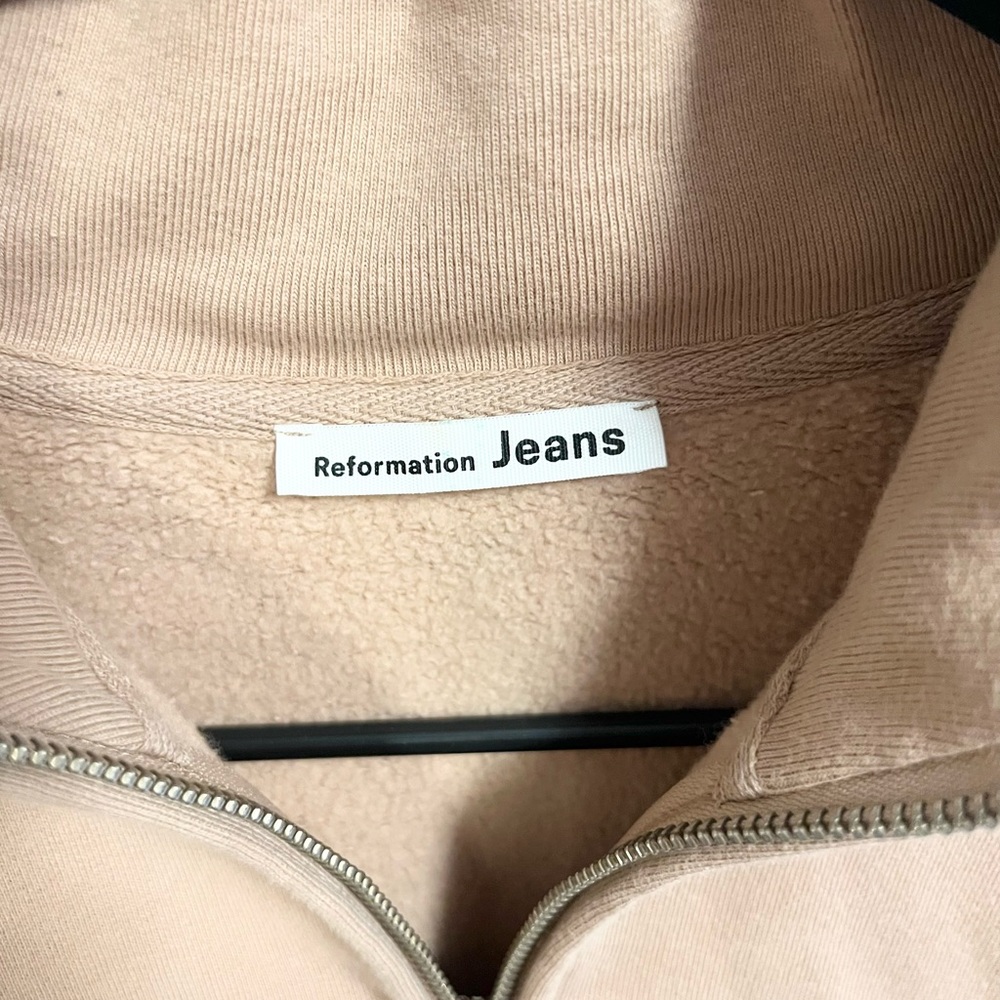 Reformation Marla cotton 1/4 zip Sweatshirt (Small) - Picture 4 of 8